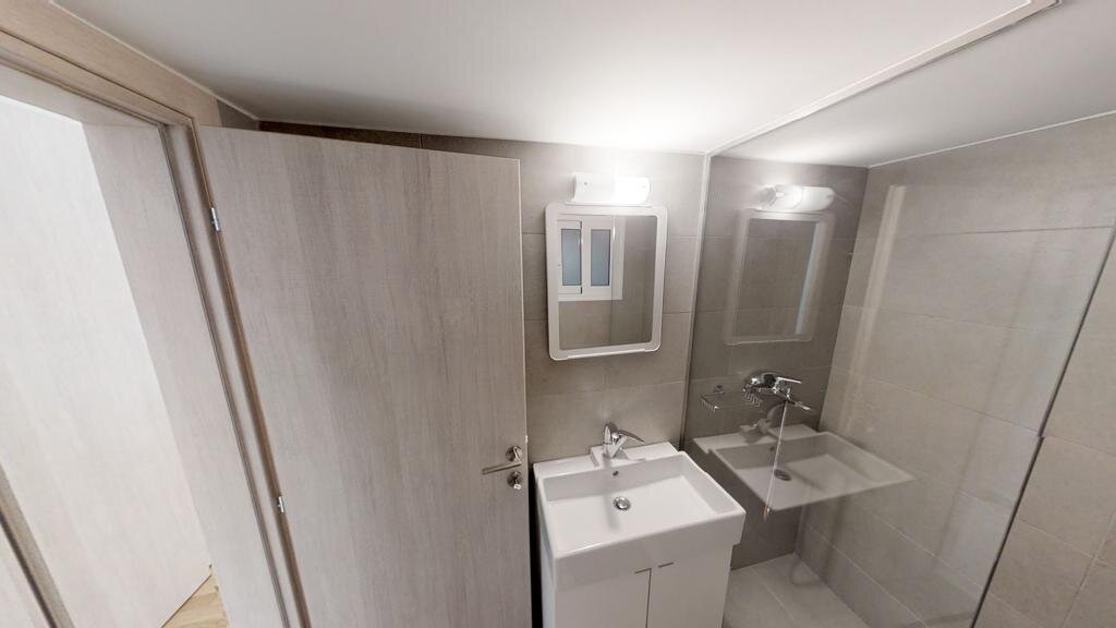 Central Athens 1 Bed · 70 sqm image8